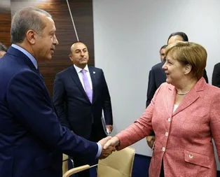 Cumhurbaşkanı Erdoğan, Merkel ile görüştü!