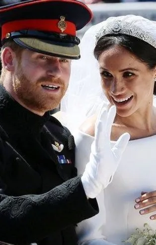 Meghan Markle ve Prens Harry'nin düğününden önce taç krizi yaşanmış!