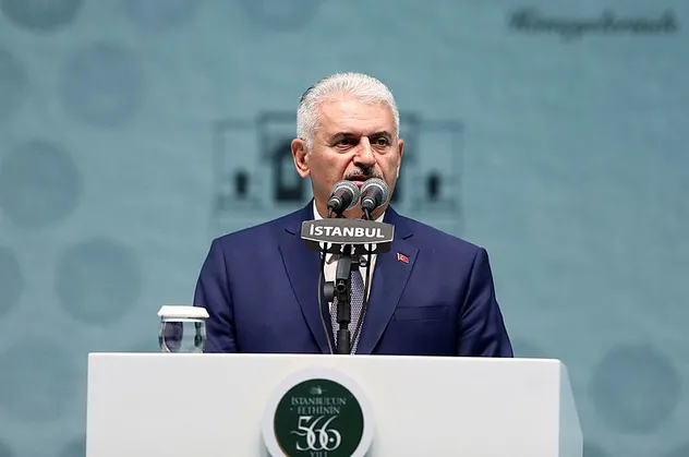 Binali Yıldırım İstanbul için planladığı dev projeyi açıkladı