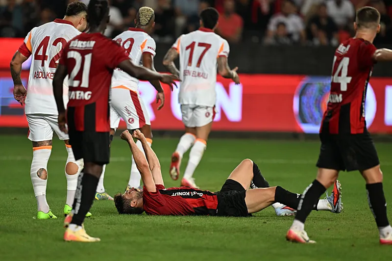Bu penaltı sezon boyunca konuşulacak! Gaziantep FK - Galatasaray maçı sonrası olay sözler - 8