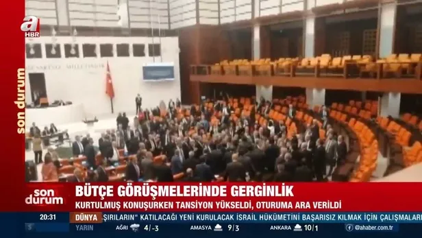 ak-partili-numan-kurtulmusun-konusmasi-sirasinda-chpli-isimlerin-provokatif-girisimleri-tbmmde-tansiyonu-yukse-1670262729687.jpg AK Partili Numan Kurtulmuşun konuşması sırasında CHP'li isimlerin provokatif girişimleri TBMM'de tansiyonu yükseltti-2