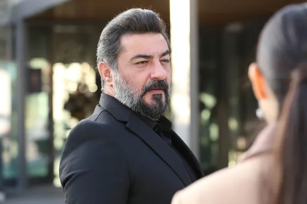 kardeslerim-65-bolum-fragmani-yayinlandi-istanbuldan-gidecek-miyiz-1666537880487.jpg Kardeşlerim 65. bölüm fragmanı yayınlandı: "İstanbul'dan gidecek miyiz?"-4