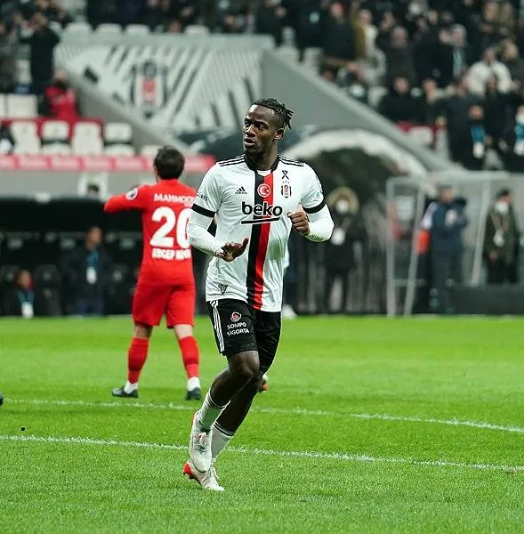 ozel-haber-michy-batshuayi-son-6-yilin-en-iyisi-dortmund-gunlerini-geride-birakan-istatistik-1642538046275.jpeg Özel Haber... Michy Batshuayi son 6 yılın en iyisi! Dortmund günlerini geride bırakan istatistik-2