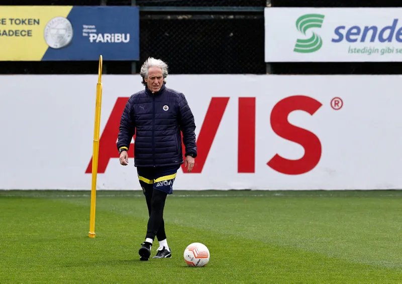 Fenerbahçe'de Ali Koç'a Zaniolo tepkisi! İşte o yorumlar - 6