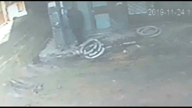 1574848599835.jpg Suç makinesi Abdurrahim Latifoğlu yakalandı! 5 yıl boyunca böyle kaçmış-1