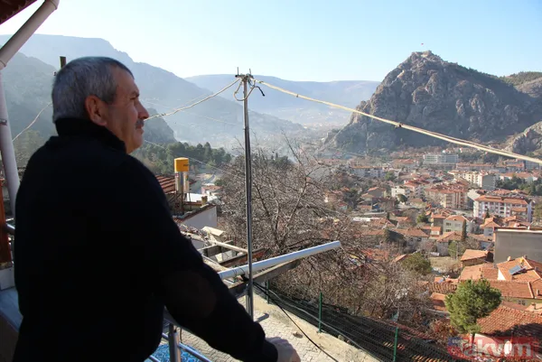 Amasya'da yaşayan 59 yaşındaki Hüseyin Tırpan 12 yıldır gün gün ölen köylülerinin isimlerini yazıyor - 11