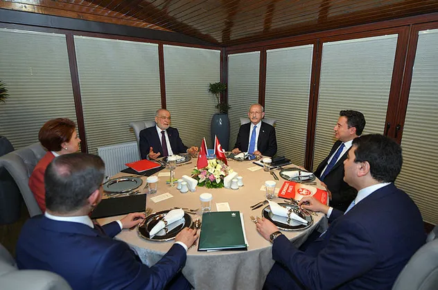 CHP'li Aykut Erdoğdu'dan İYİ Parti'ye 6'lı ittifak mesajı: HDP için fedakarlık şart