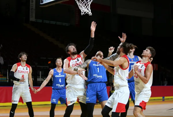 a-milli-basketbol-takimi-fiba-olimpiyat-elemelerinde-4-temmuzda-yunanistan-ile-karsilasacak-1625205314594.jpg A Milli Basketbol Takımı FIBA Olimpiyat Elemeleri'nde 4 Temmuz'da Yunanistan ile karşılaşacak-3