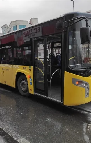 İETT'nin vukuatları bitmiyor! Yerler farklı başrol aynı! İBB'nin iş bilmezliği gözler önüne serildi