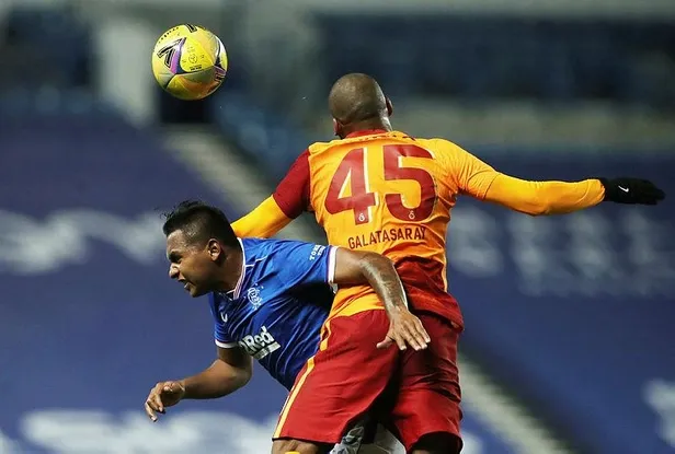 galatasaray-glasgowda-avrupa-ligine-havlu-atti-1601585013724.jpeg