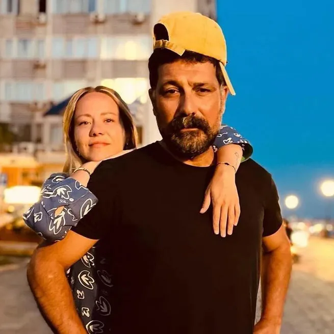 Can Borcu’nun Handan’ı Ebru Özkan’ın 9 yıl önce evlendiği eşi Kurtlar Vadisi Pusu’nun yıldızı çıktı! - 9