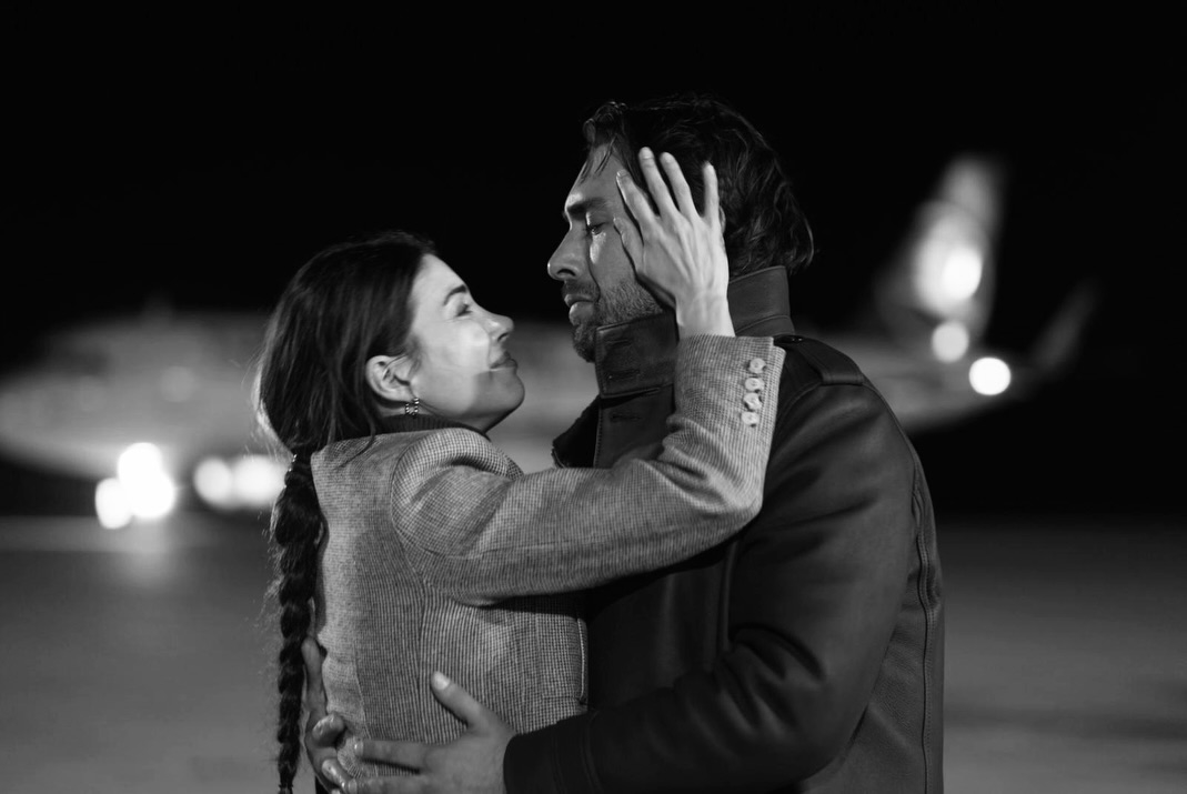 Deniz Baysal nasıl ünlü oldu? Taşacak Bu Deniz’in Esme’sinin sargılar içinde başlayan kariyeri - 8