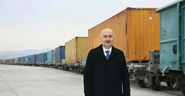 Ulaştırma ve Altyapı Bakanı Karaismailoğlu: Demir yolu yatırımlarımız ile her yıl 770 milyon dolar tasarruf elde ediyoruz