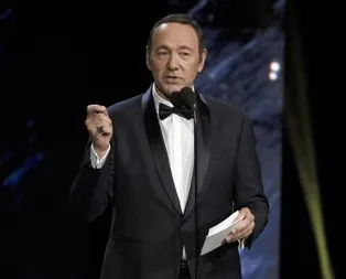Amerikalı oyuncu Spacey hakkındaki taciz davasında feragat
