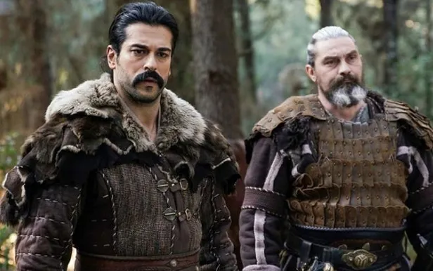 alplerin-pabucunu-dama-atmisti-kurulus-osmanin-gence-beyi-bilinmeyenleri-anlatti-asiri-derecede-1615036918624.jpg Alplerin pabucunu dama atmıştı! Kuruluş Osman'ın Gence Bey'i bilinmeyenleri anlattı: "Aşırı derecede..."-10