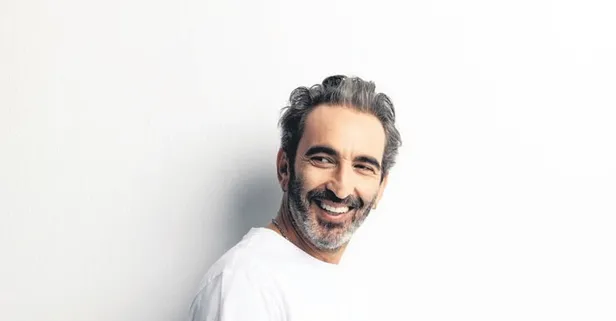 Fırat Tanış sahne için turneye çıkıyor