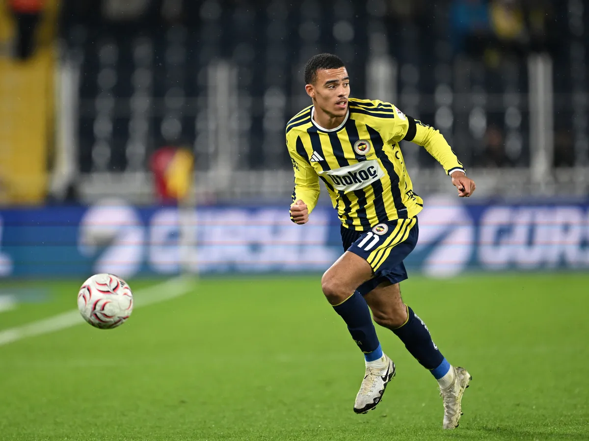 fenerbahcede-mason-greenwoodun-ilk-11deki-yeri-tehlikede-1792393613713.jpg Fenerbahçe'de Greenwood sıkıntısı! Slavia Prag ve Galatasaray maçları öncesi flaş karar-3