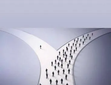 Zaha yine kafaları karıştırdı