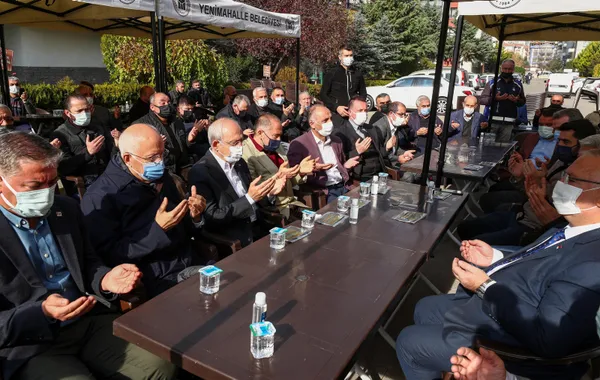 15-temmuz-gazisinden-chp-genel-baskani-kemal-kilicdarogluna-lutfu-t-tepkisi-1636896643573.jpg 15 Temmuz gazisinden CHP Genel Başkanı Kemal Kılıçdaroğlu'na Lütfü T. tepkisi-4