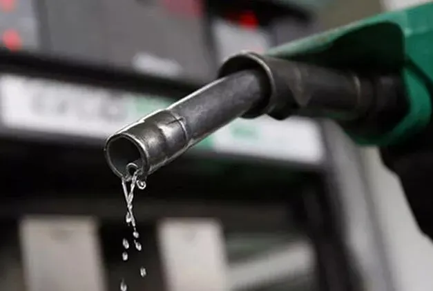 BENZİNE MOTORİNE ZAM MI GELDİ?