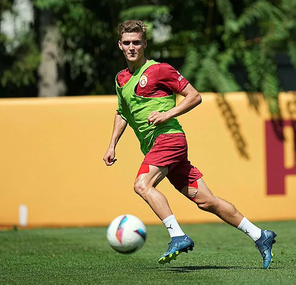 Galatasaray'da 5 ayrılık birden! Zaha'nın ardından onlar da yolcu - 9