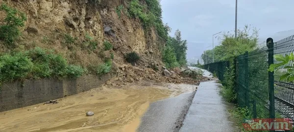 Batı Karadeniz'de sel felaketi! Dereler taştı, evleri su bastı, heyelan meydana geldi! Meteoroloji'den Batı Karadeniz için yeni uyarı - 15