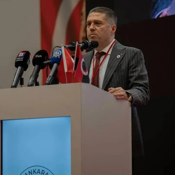 Yeni başkan Arda Çakmak