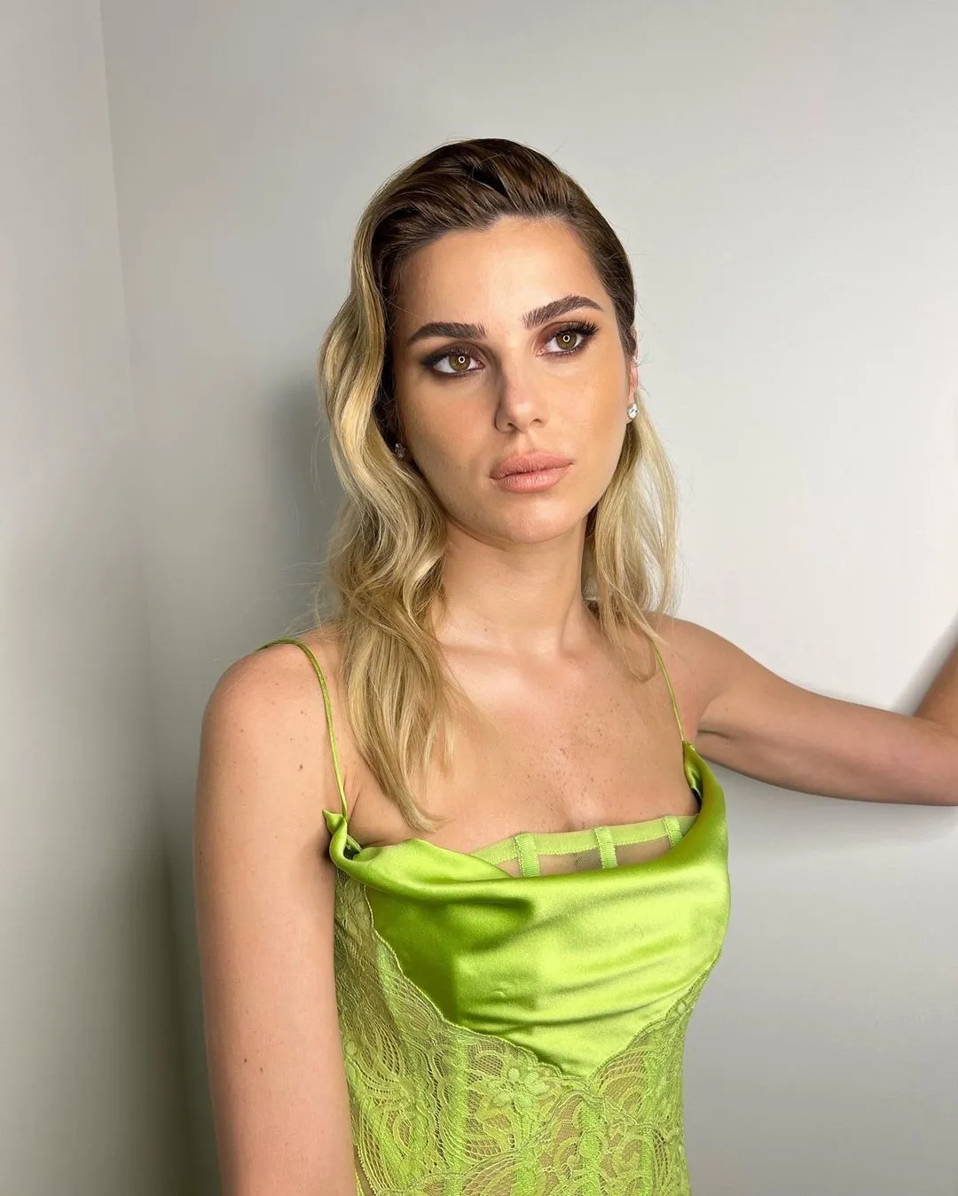 Nazlı Sabancı doğuma günler kala karnı burnunda son halini paylaştı! İlk yorum Seda Sayan ile kayınvalide Arzu Sabancı’dan... - 6