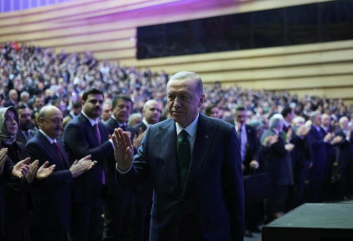 Başkan Erdoğan'dan AK Parti aday tanıtım toplantısında önemli açıklamalar | Ankara'da Turgut Altınok İzmir'de Hamza Dağ aday oldu-3