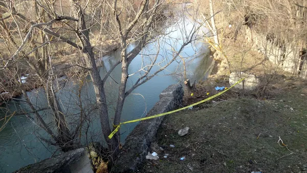 kendisini-aldattigini-dusundugu-kocasini-oldurup-dereye-atti-1641209634799.jpg Kendisini aldattığını düşündüğü kocasını öldürüp dereye attı-8