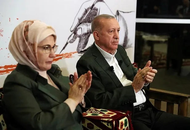 baskan-erdogandan-siirtte-demokrasi-konusmalari-etkinliginde-onemli-mesajlar-1638730845825.jpeg Başkan Erdoğan'dan Siirt'te Demokrasi Konuşmaları etkinliğinde ekonomi mesajı: Yatırım, istihdam, üretim, ihracat ve büyüme...-3