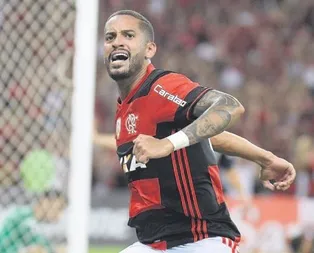 Aslan’ın gözdesine Alman kancası!