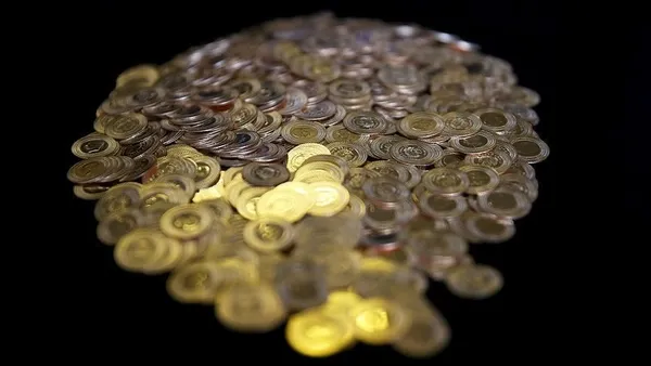 bankalarin-topladigi-fiziki-altinlarla-ilgili-flas-duzenleme-degeri-boyle-belirlenecek-1612939200535.jpg Bankaların topladığı fiziki altınlarla ilgili flaş düzenleme! Değeri böyle belirlenecek-2
