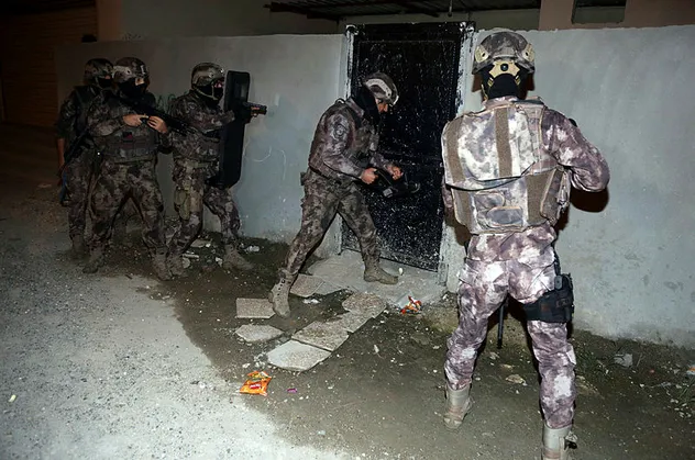 Batman'da DEAŞ operasyonu!