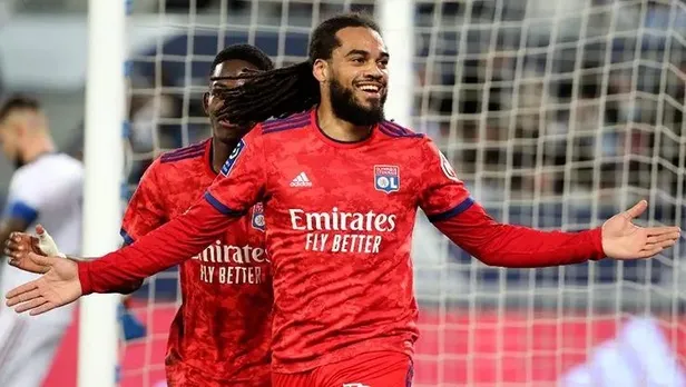 Galatasaray eski stoperi için pazarlıklarını sürdürüyor: Denayer için kıran kırana!-3