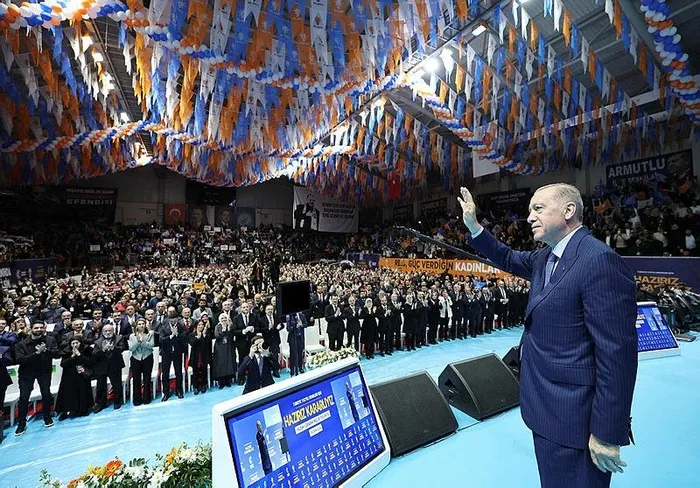 baskan-erdogandan-yalovadaki-ak-parti-genisletilmis-il-danisma-meclisi-toplantisinda-onemli-aciklamalar-1705677993742.jpeg Başkan Erdoğan'dan Yalova'daki AK Parti Genişletilmiş İl Danışma Meclisi Toplantısı'nda önemli açıklamalar-6