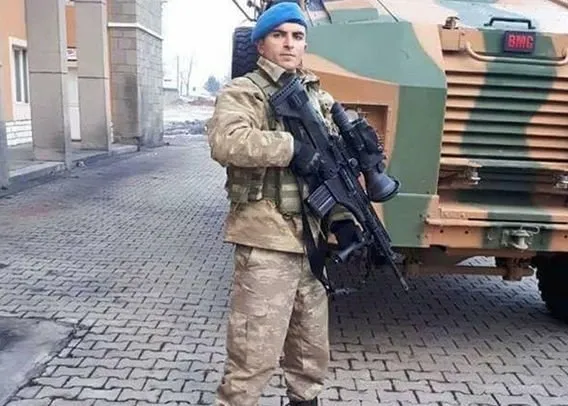 1027 rakımlı tepe teröristlere bırakılmadı-7