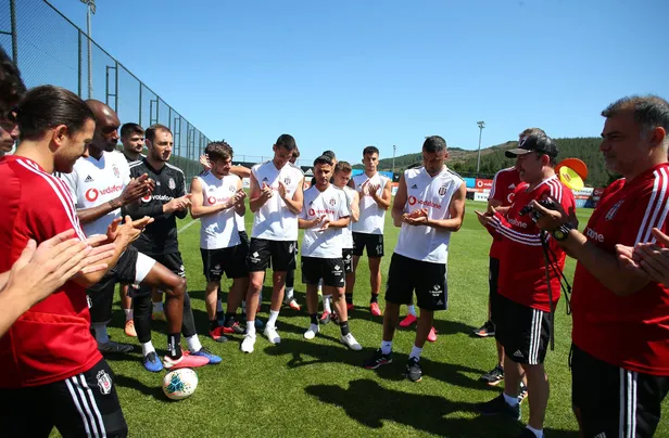 Beşiktaş, Burak Yılmaz'ın ayrılığını resmen duyurdu! Böyle veda etti | Beşiktaş transfer haberleri-3