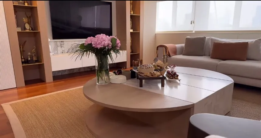 Bergüzar Korel’in İstanbul ve Londra’daki şık evleri hayran bırakıyor - 11