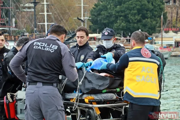 Botla Denizi Tarayan Ekip, Rus Turisti Suda Hareketsiz Buldu. Kalbi Durduğu Belirlenen Stadnikova, Bota Alınarak Süratle Kaleiçi Yat Limanı'na Getirildi.