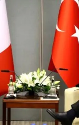 Macron'dan Cumhurbaşkanı Erdoğan'a kutlama