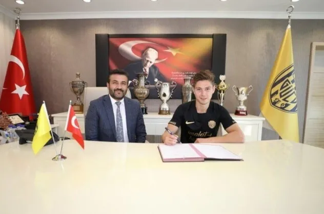 Torgeir Börven imzayı attı