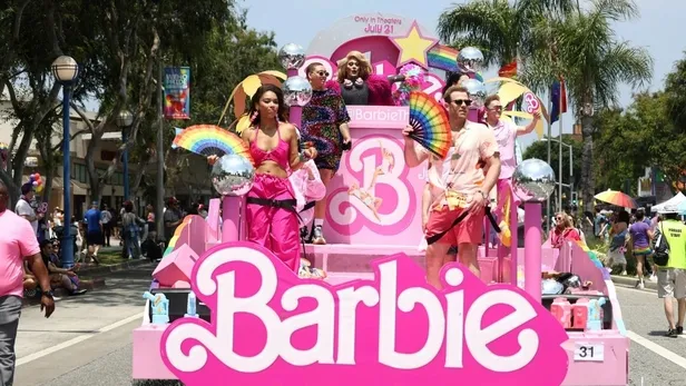 lgbt-terorunun-hedefi-cocuklar-bu-kez-barbie-ile-saldiriyorlar-1689760507485.jpeg
