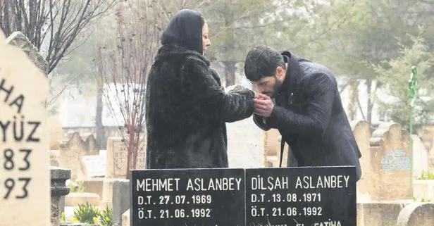 Hercai dizisinin hayranları sınır tanımadı! Mezar taşlarını alıp götürdüler...