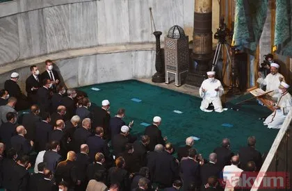 Ayasofya Camii ibadete açıldı! İşte tarihi güne damga vuran kareler