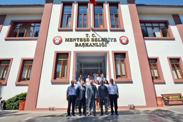 muglanin-copunden-fesat-kokusu-mehmet-guven-ve-ahmet-eryilmaz-hakkinda-sorusturma-izni-1591119530716.jpeg Muğla’nın çöpünden "fesat" kokusu! Mehmet Güven ve Ahmet Eryılmaz hakkında soruşturma izni...-1