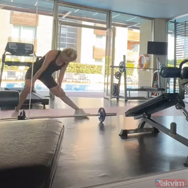 Esra Erol’un spor salonunda çekilen görüntüleri olay! Kim der 2 çocuk annesi! Onu ilk kez böyle göreceksiniz! - 10