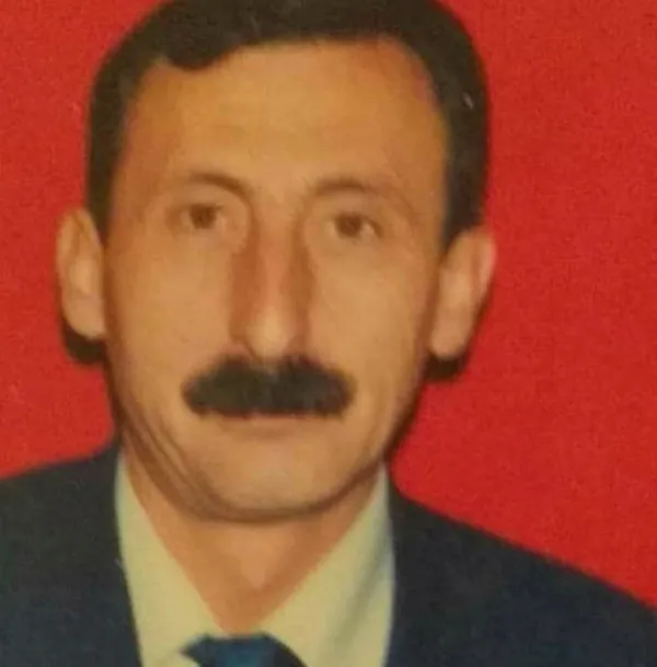 izmirde-kan-donduran-kadin-cinayeti-aldattigini-dusundugu-esini-vahsice-oldurdu-1645855411928.jpg İzmir'de kan donduran kadın cinayeti: Aldattığını düşündüğü eşini vahşice öldürdü-4