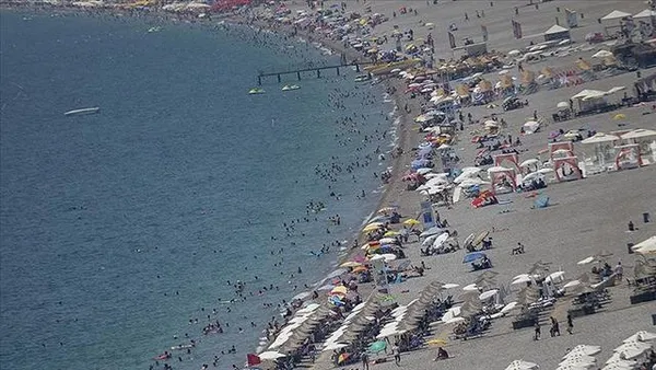 Kurban Bayramı tatili 9 gün olunca... Antalya'da yer kalmadı 680 bin yatak doldu-3