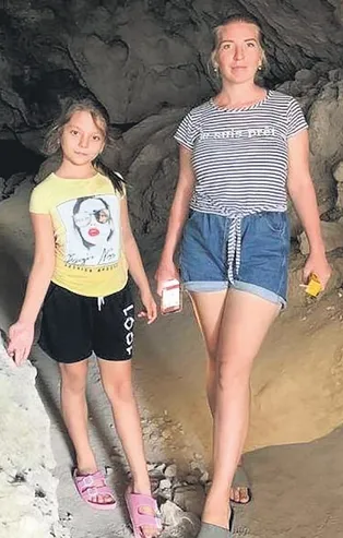 Muğla’da yaşayan Olga Vetoshkina 9 yaşındaki kızının eski eşi tarafından kaçırıldığını iddia etti